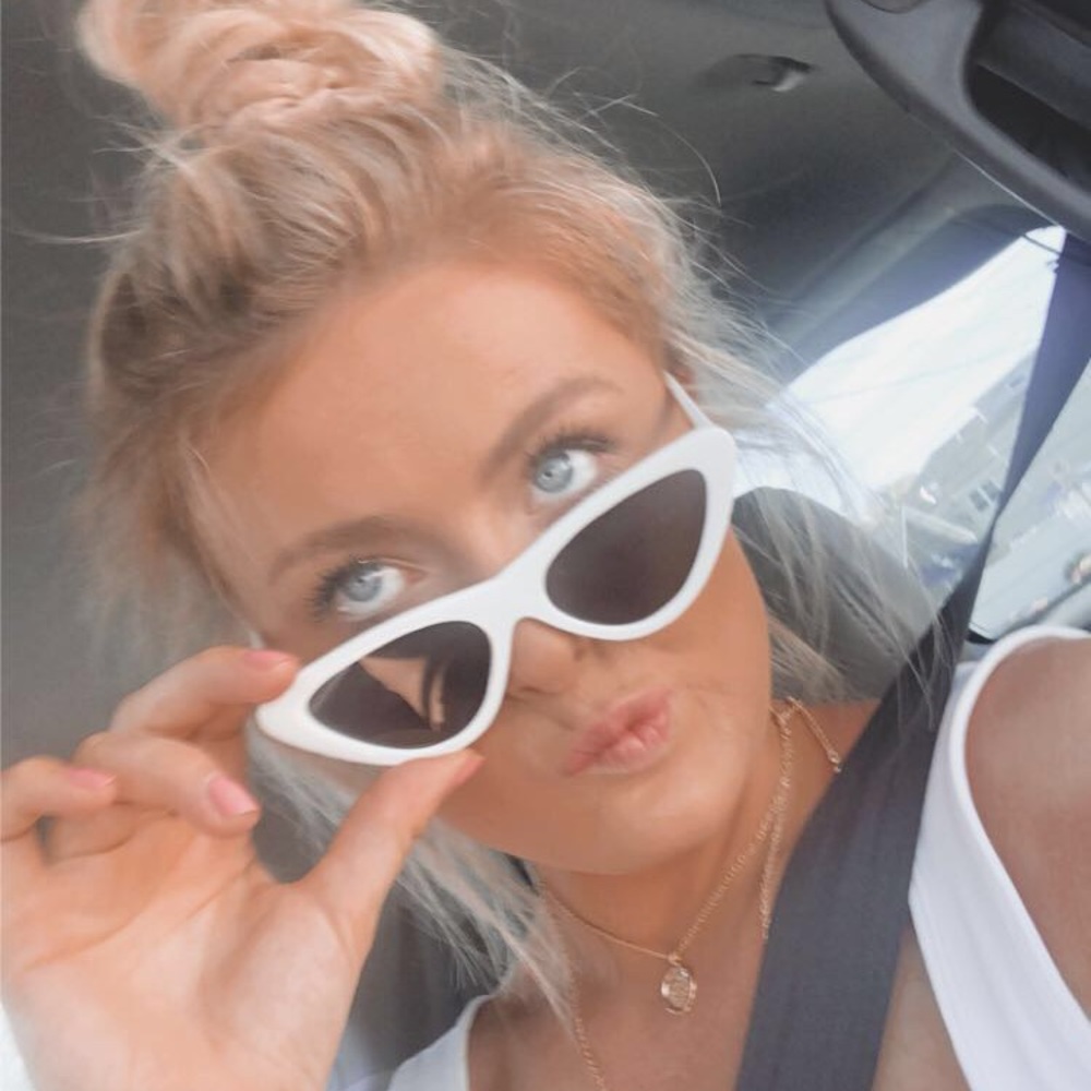 Meet your Posher, Michaela
